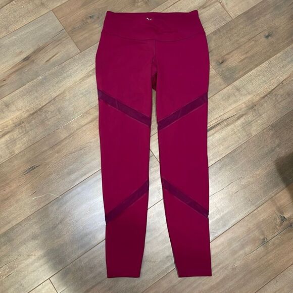 Old Navy Mesh Panel Active Leggings Plum, Sz M - Picture 3 of 7